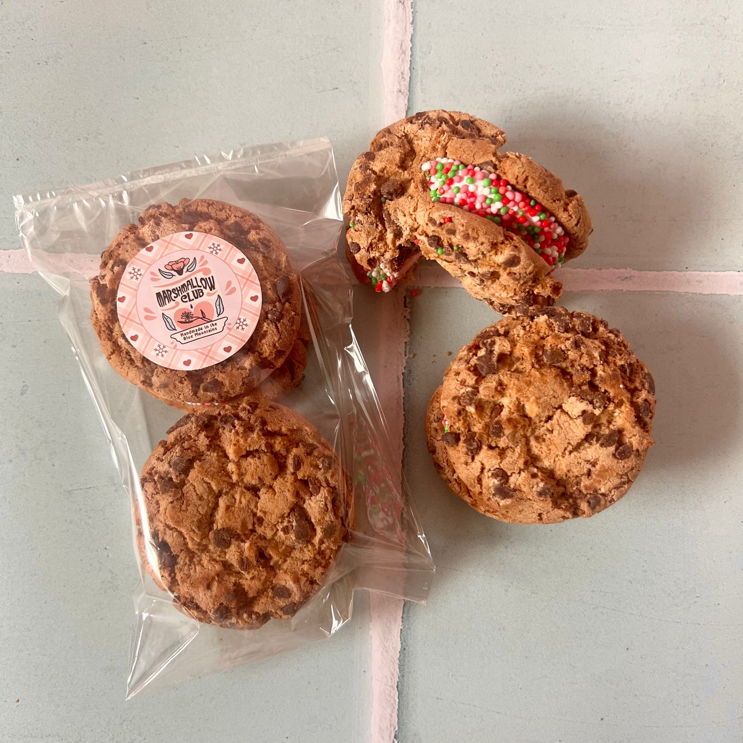 Marshmallow cookie sandwiches
