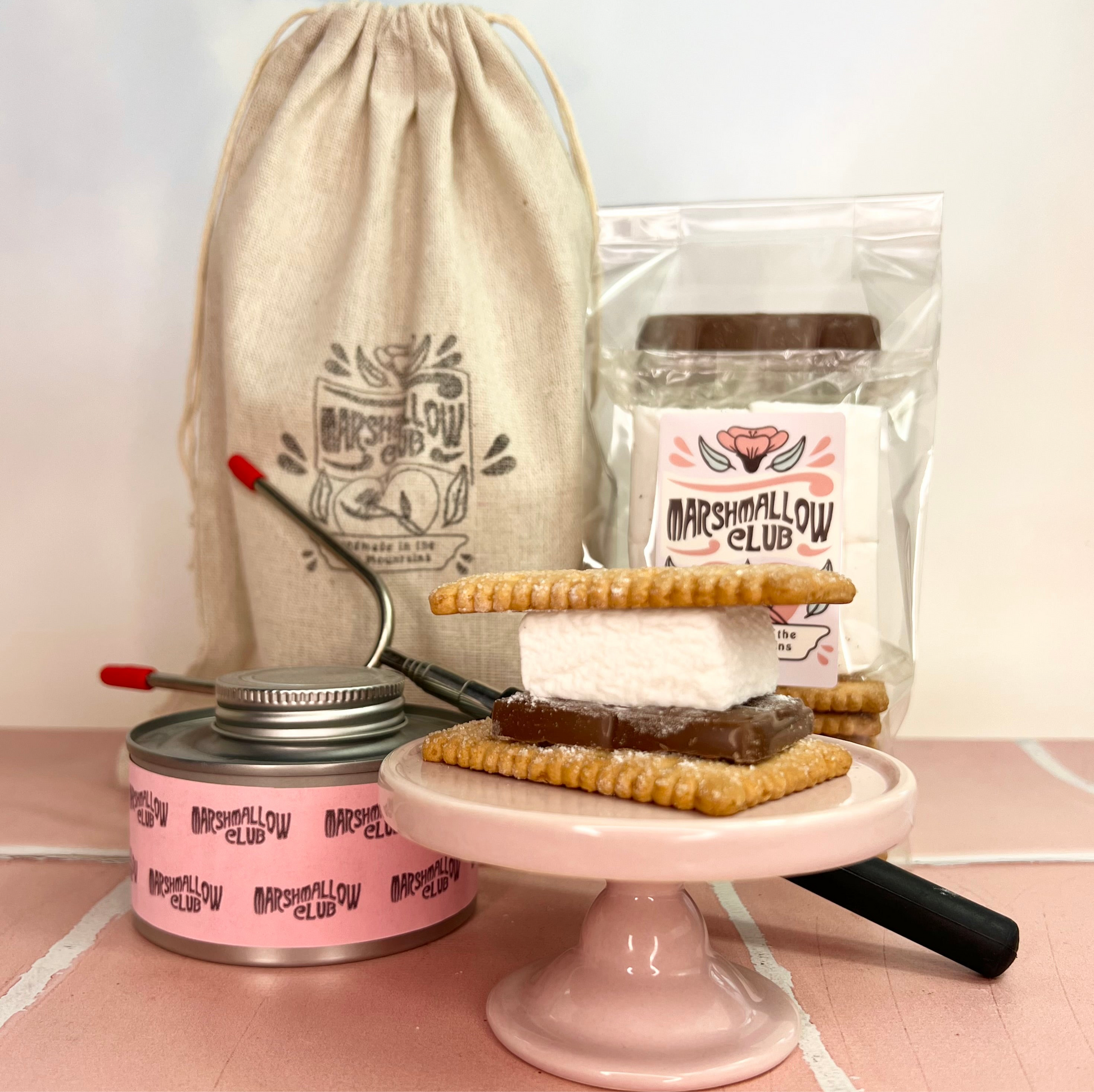 S’mores ingredients & kit