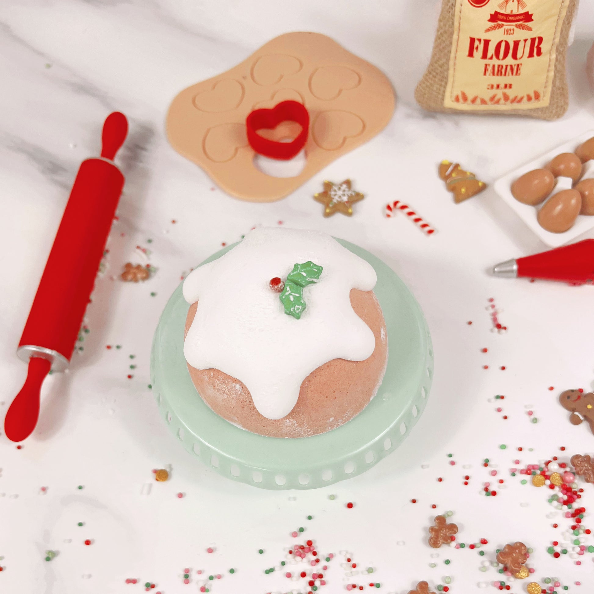 Marshmallow Christmas Pudding