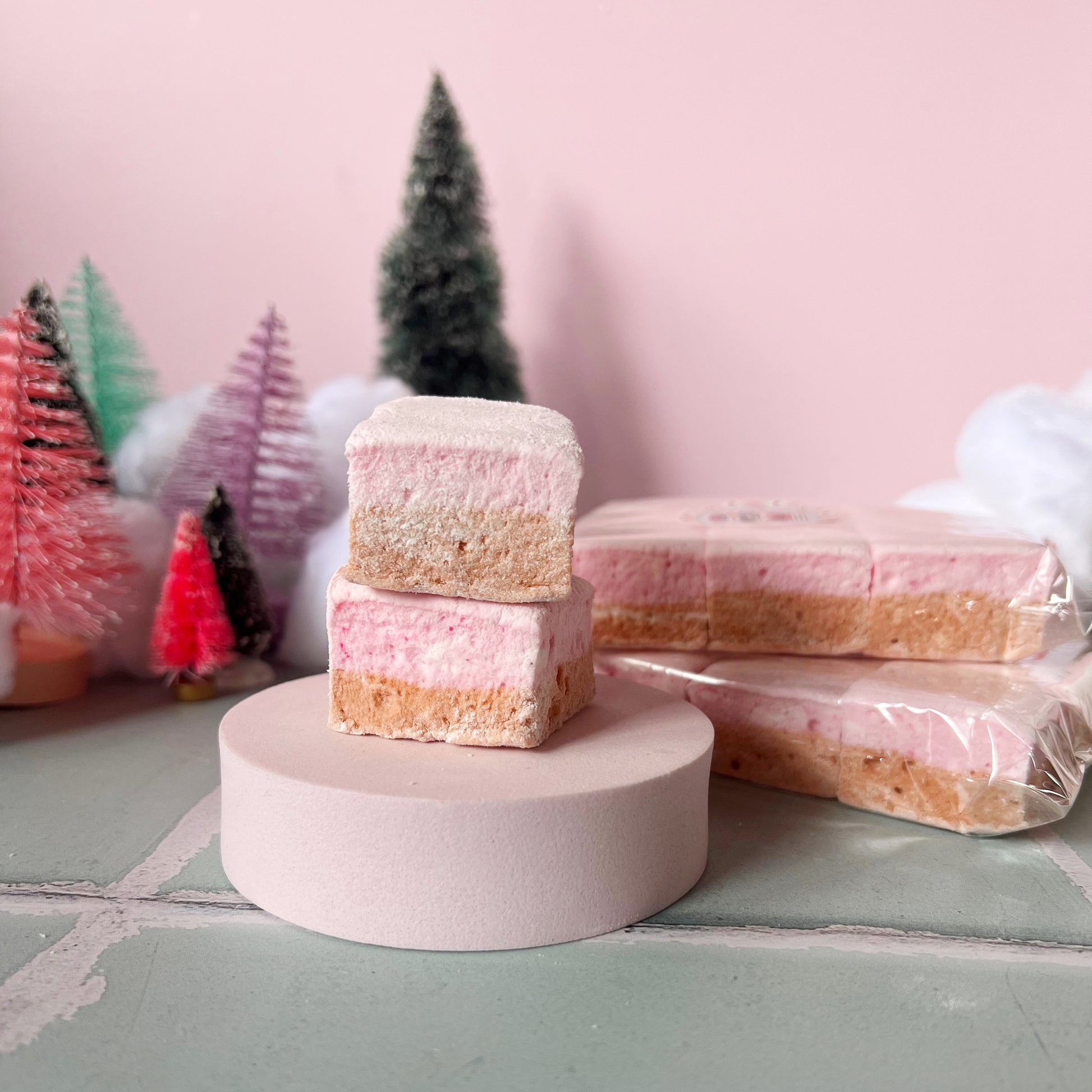Frosted Gingerbread Marshmallows